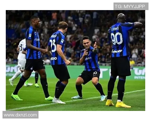 国际米兰与米兰的巅峰对决揭示意甲联赛的激烈竞争与历史渊源 国际米兰与米兰的巅峰对决揭示意甲联赛的激烈竞争与历史渊源